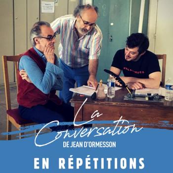 Pas de répit, le mode répétitions est activé ! Le metteur en scène Alain Sachs converse avec Aurélien Wiik et Alain Pochet.